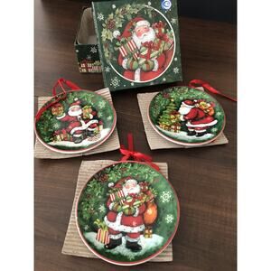 Susan Winget Christmas Mini Plates Set of 4 Santa With Box And Inside Protection
